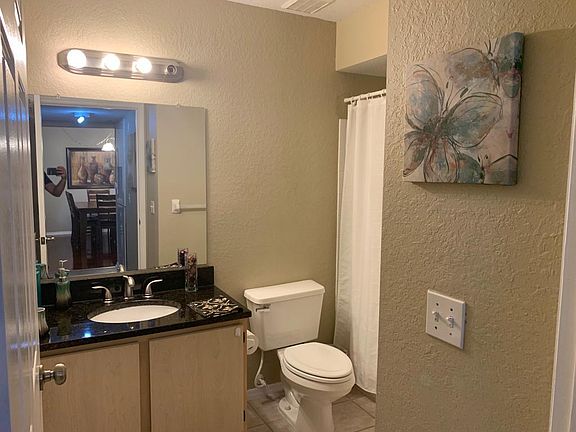 4th image of 14001 Fairway Island Dr