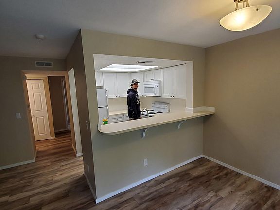 3rd image of 2900 Hickory Ln SE APT A15