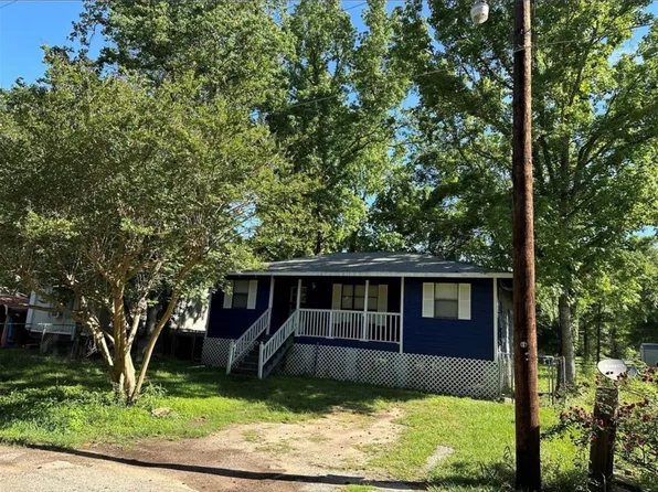 1103 E 2nd St, Cleveland, TX 77327
