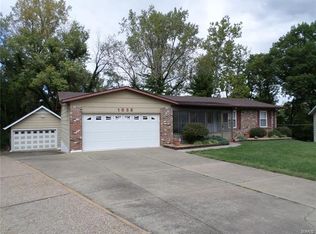 1036 Mayfair Rd, Saint Charles, MO 63303