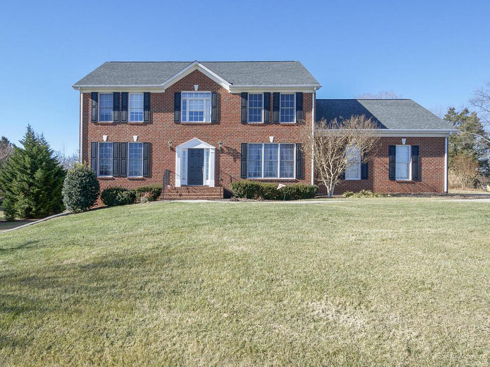 1st image of 101 Manassas Cir