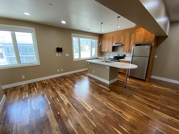 5th image of 524 Kansas St #4