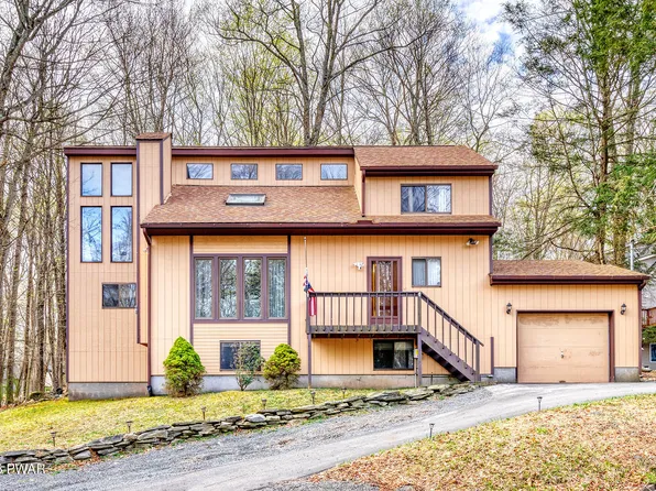 242 Northgate Rd, Lake Ariel, PA 18436