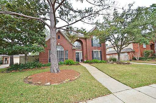 3rd image of 3306 S Lake Village Dr