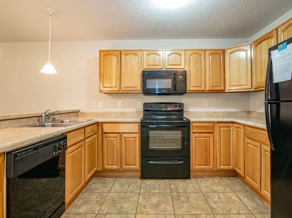 (undisclosed Address), Elizabethtown, KY 42701