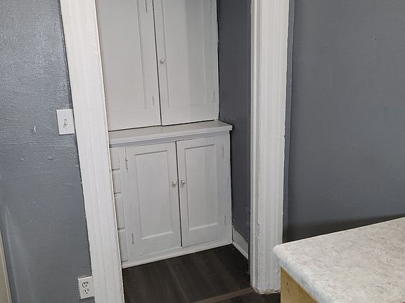 3rd image of 522 Park Ave APT 2