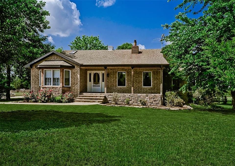 1st image of 18312 Posy Mountain Dr