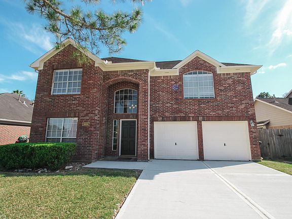 2nd image of 3005 Wood Hollow Dr