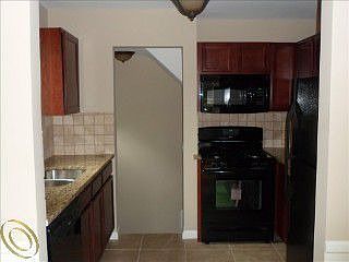 2nd image of 2372 Tyler Ave