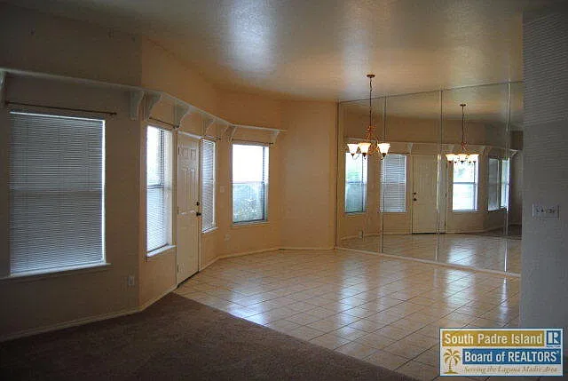 Bridgeview — Photo 2