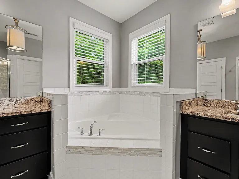 805 Laurel Garden Way — Photo 24