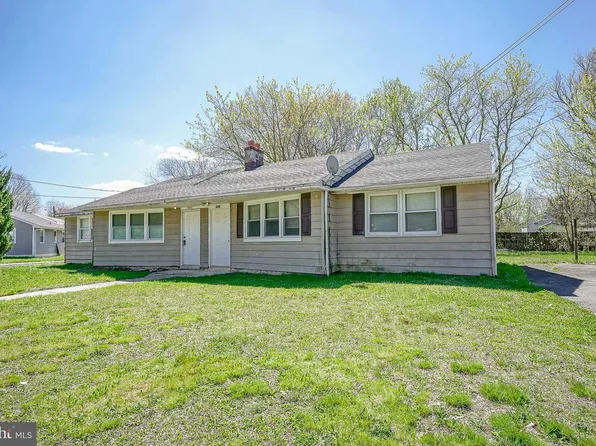 133 Lemmon Ave, Pemberton, NJ 08068