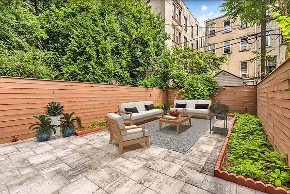 Rented by Avenues Real Estate | media 30