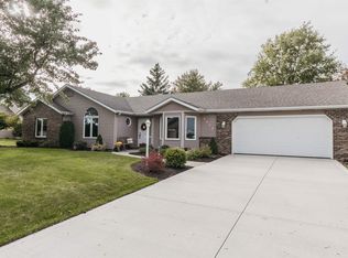 4028 Willow Bay Dr, New Haven, IN 46774