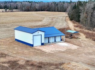 6899 County Road R, Gillett, WI 54124