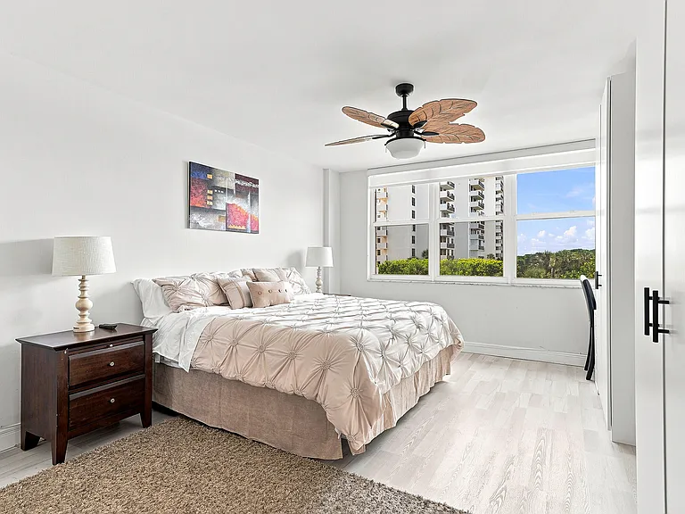 2121 N Ocean Blvd #405W — Photo 22