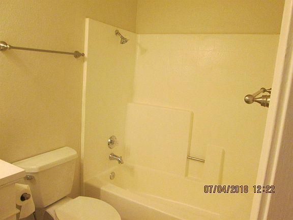 5th image of 14155 Rosewood Dr