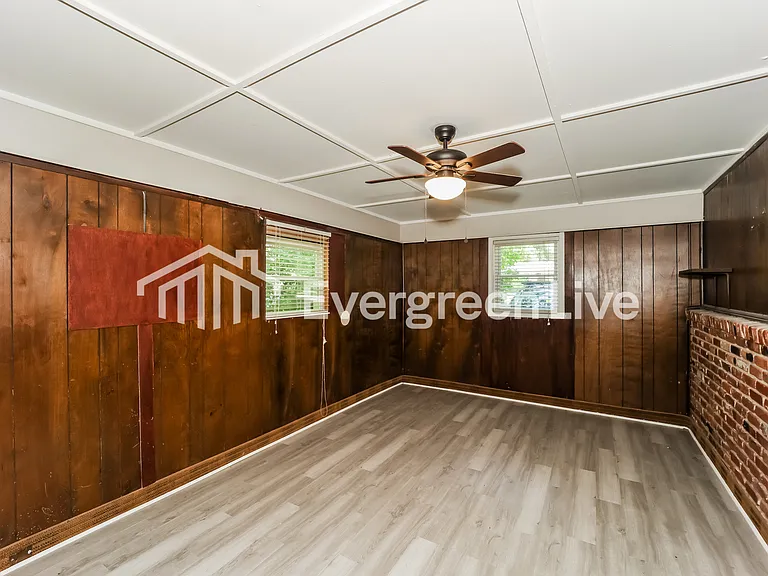 3655 Leisure Ln — Photo 18