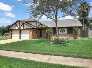 1609 Jackson Dr, Deer Park, TX 77536