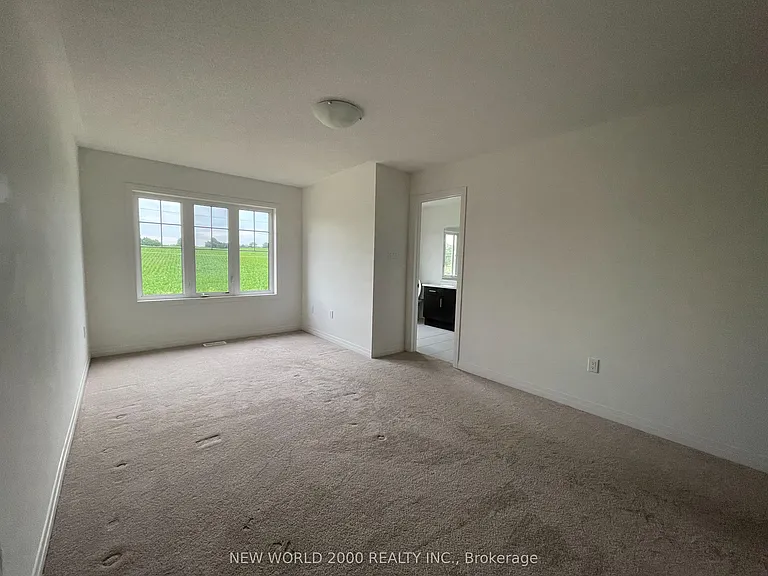 19 Casserley Cres — Photo 9