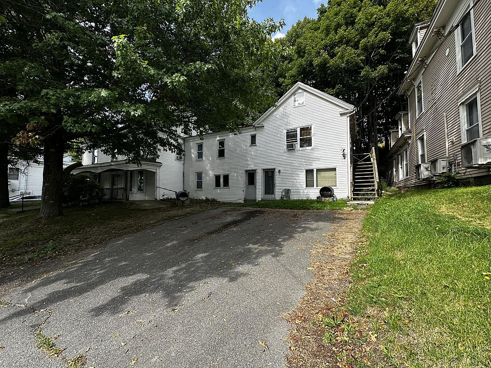 2nd image of 115 Main Street
