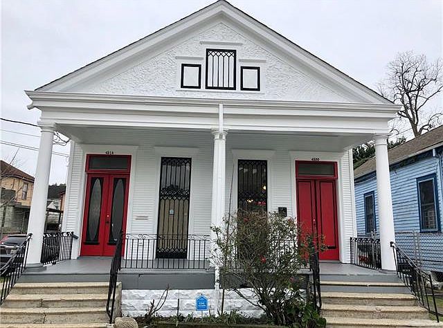 1st image of 4518 La Salle St