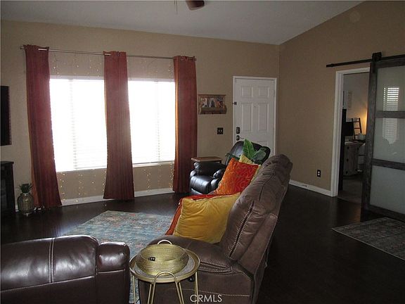4th image of 15933 Llanada Ave