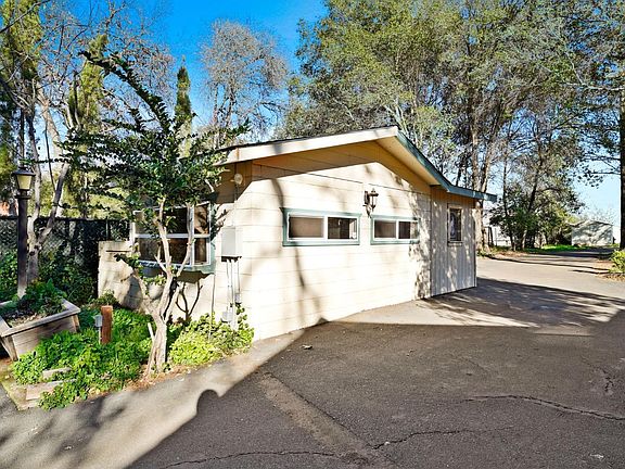 5th image of 1690 Westlake Drive
