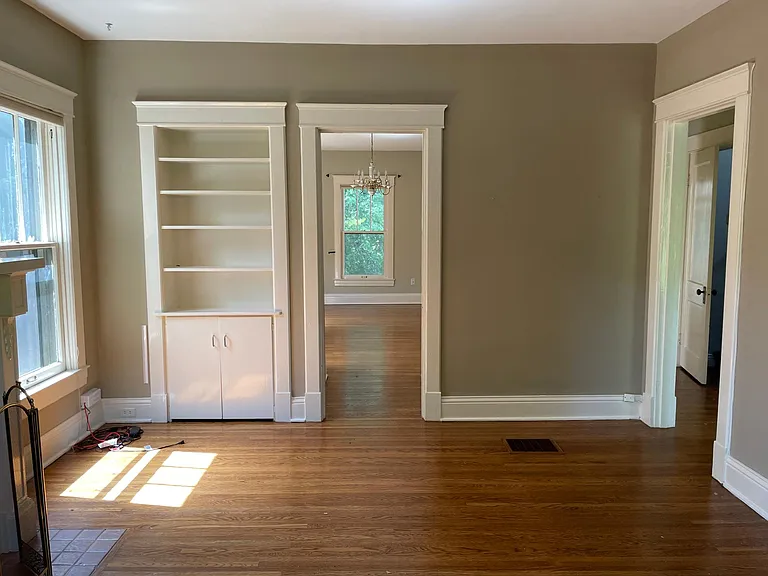 2139 Baringer Ave — Photo 6