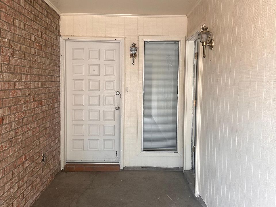 2nd image of 1752 Pico Alto Dr