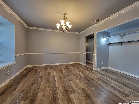 4th image of 7323 CROWNPIECE ST