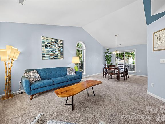 4th image of 13606 Red Wine Ct