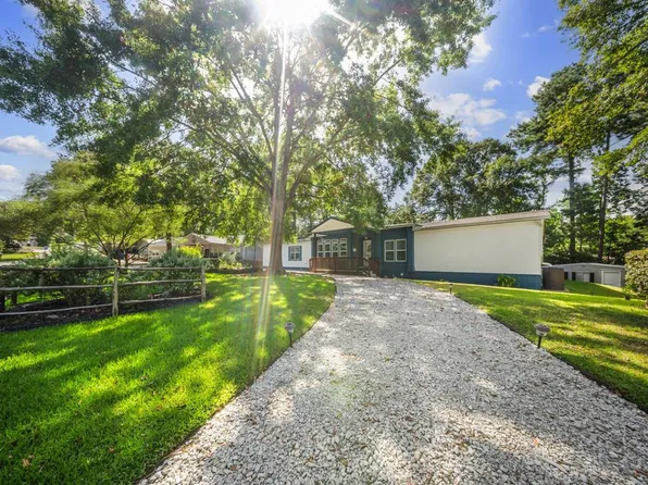 521 Westwood Dr, Jasper, TX 75951