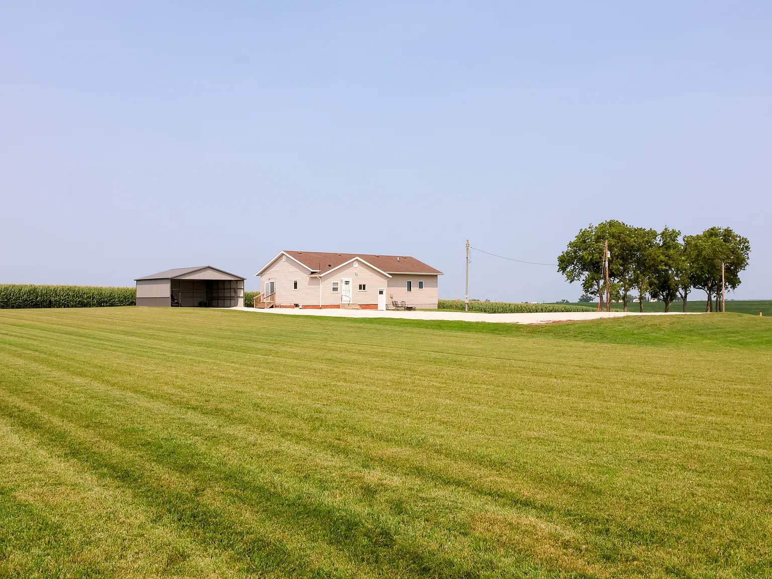 3 bed, 1498 sqft, $2,000 — Photo 2