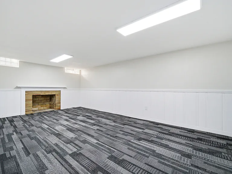 4037 Washington Blvd — Photo 30