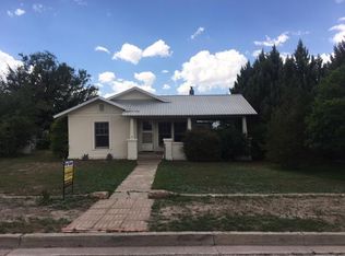 412 W Columbia St, Marfa, TX 79843