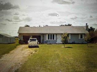 8984 N Oliver Rd, Winnebago, IL 61088