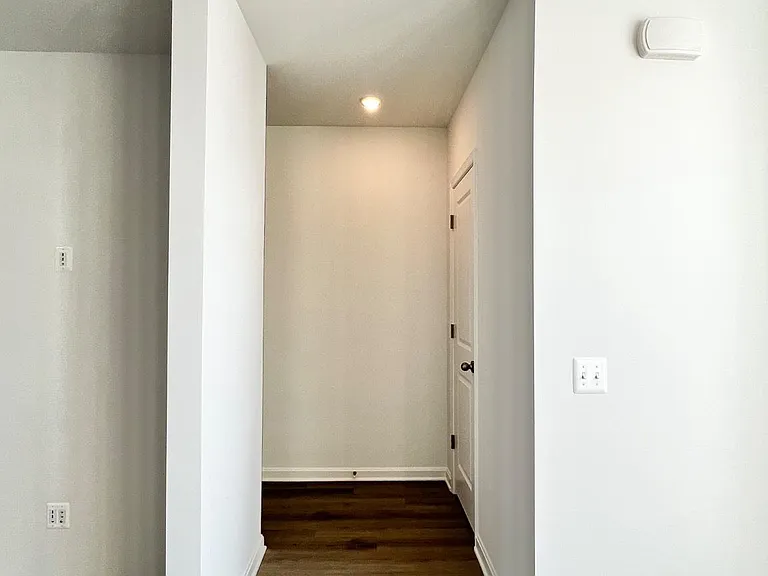 357 Andrew Ct — Photo 51