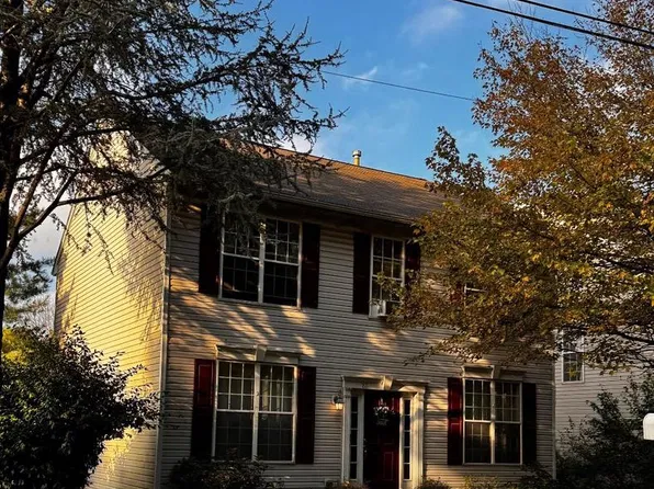 811 Oak St, Coatesville, PA 19320