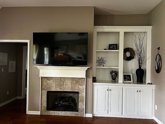 3rd image of 4192 Bramble Crest Dr
