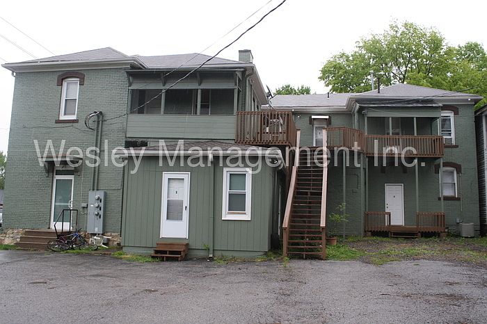 1st image of 900 S Broadway St