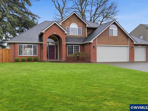 3rd image of 1440 Rafael St N