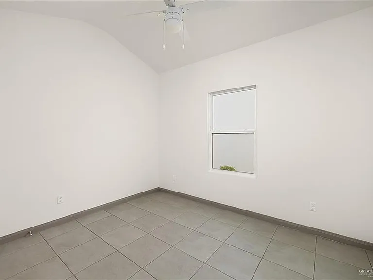 2609 Woodpecker Rd #1 — Photo 9