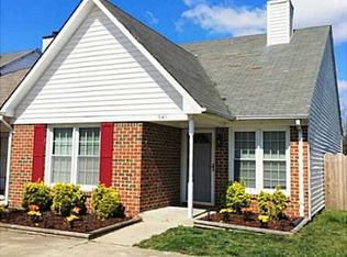 341 Brisa Dr, Chesapeake, VA 23322