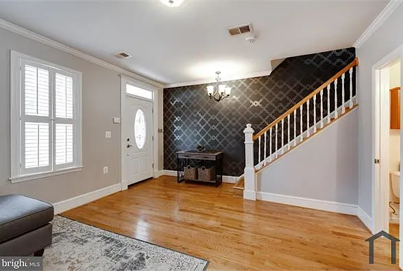 5 bed, 1600 sqft, $6,500 — Photo 4