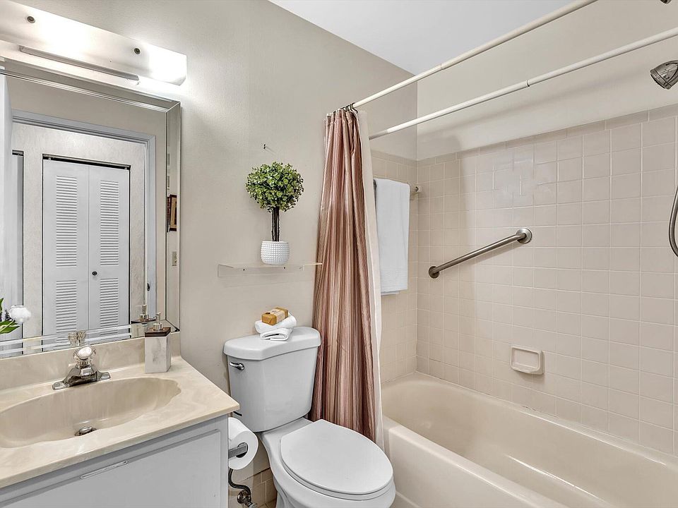 1st image of 8920 Sunscape Lane