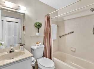 8920 Sunscape Ln, Boca Raton, FL 33496