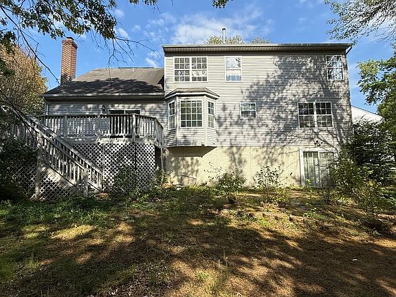 3rd image of 16101 Allenglen Ct