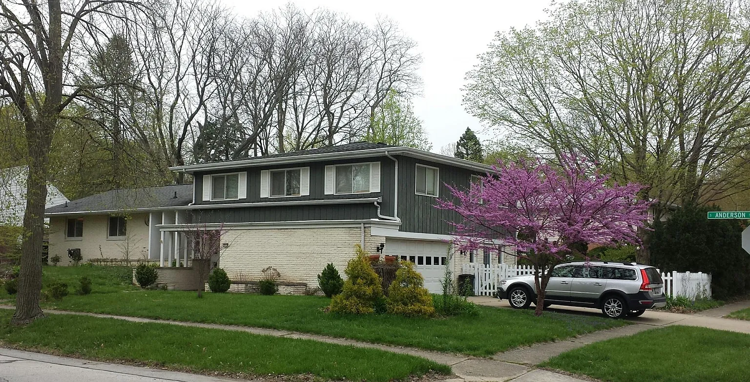 2014 S Anderson St photo 1