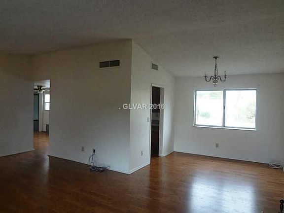 5th image of 1317 Ramona Ln